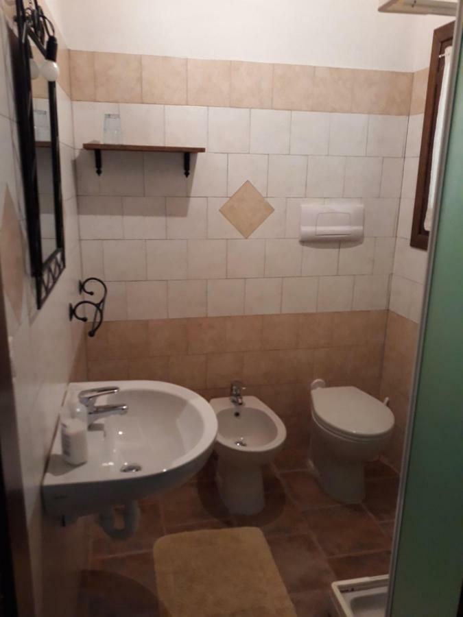 Agriturismo Su Pirastru 사 카스탄자 외부 사진
